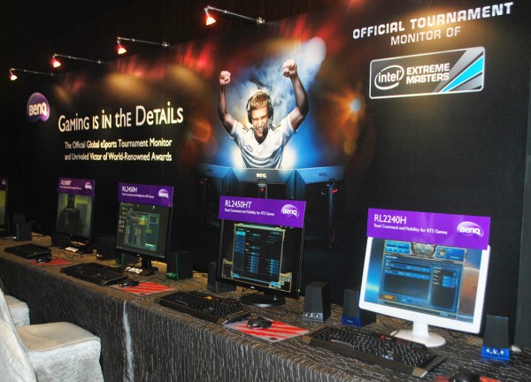 121122-24-singapore-benq-052-1024