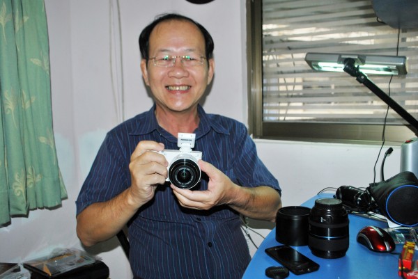 130316-phphuoc-samsung-camera-nx1000-03-2000