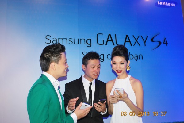 130503-samsung-galaxy-s4-note-8-hcm-029_resize