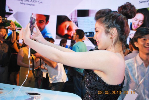 130503-samsung-galaxy-s4-note-8-hcm-099_resize