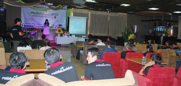130714-mobileworldvn-4annivesary-06-2000