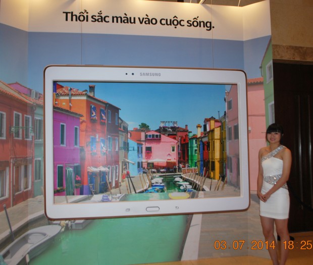 140703-samsung-galaxy-tab-s-hcm-008_resize
