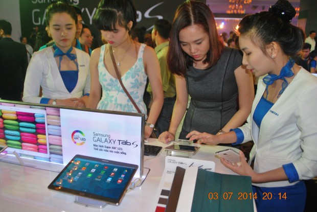 140703-samsung-galaxy-tab-s-hcm-028_resize
