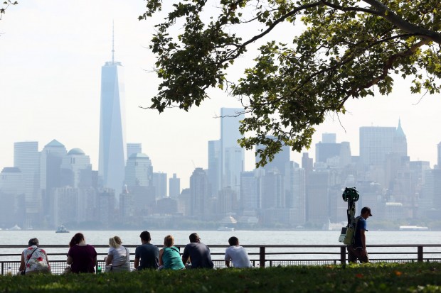 140723-google-trekker-statue-of-liberty-06
