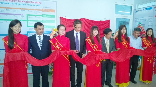 140822-microsoft-it-academy-03