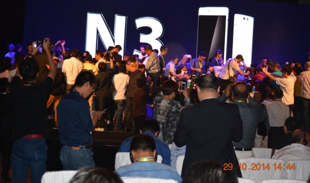 141029-singapore-oppo-phphuoc-046_resize