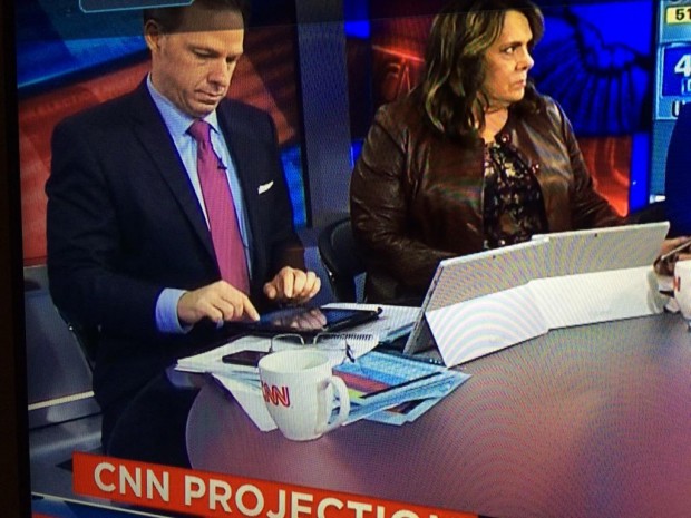 141104-election-day-cnn-surface-ipad-01