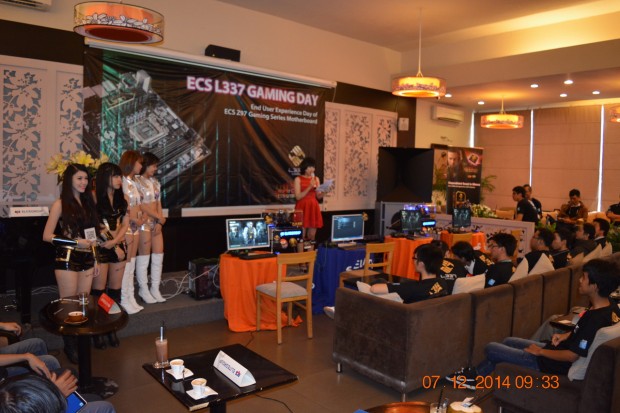 141207-ecs-game-day-hcm-004_resize