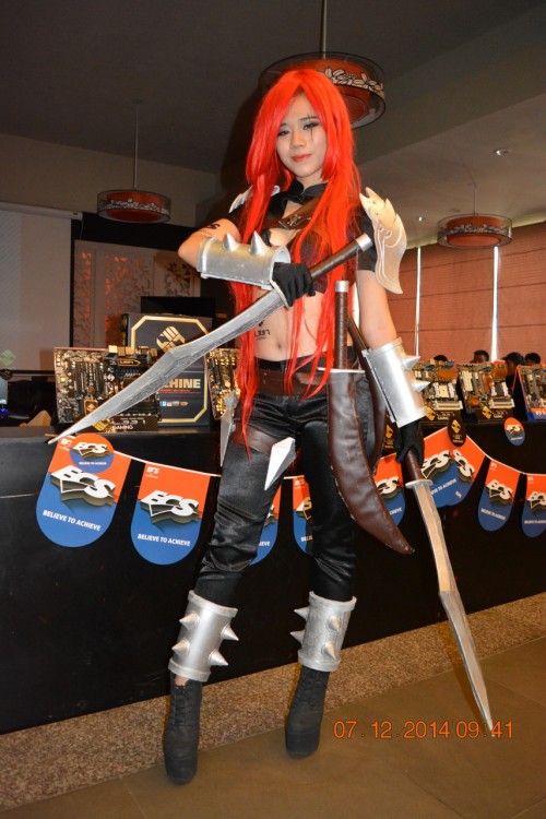 141207-ecs-game-day-hcm-012_resize