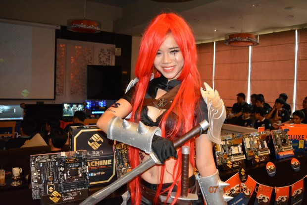 141207-ecs-game-day-hcm-013_resize