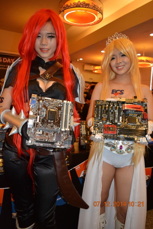 141207-ecs-game-day-hcm-026_resize