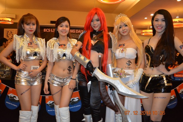 141207-ecs-game-day-hcm-031_resize