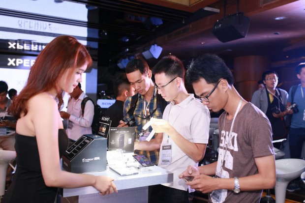 150616-sony-xperia-z3plus-sony-08_resize