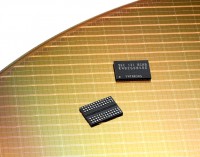 Cuộc đua RAM di động có thêm mốc cao mới