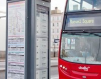 London thử nghiệm biển thông tin trạm xe buýt dùng mực e-ink