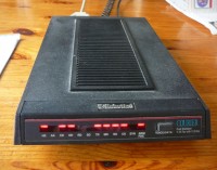 Nhớ ngày nào nhà hàng xóm vang tiếng xè xè tè te tút tút tè…