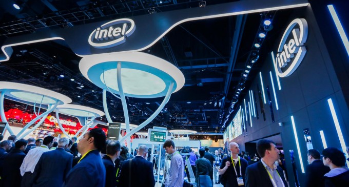 Intel đem công nghệ cho con người tới CES 2016