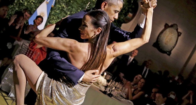 Tổng thống Obama nhảy tango ở Argentina