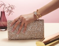 Chiếc vòng đeo tay thông minh của Ringly