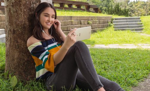 ASUS ZenFone 3 Ultra – sức mạnh của phablet 6.8 inch