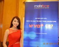 Nhà mạng MobiFone giới thiệu 2 dịch vụ mới CR7 và VivaTV