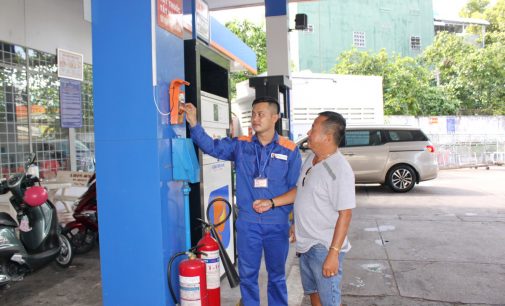 Cà thẻ đổ xăng… cũng còn lăn tăn