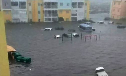 Bão Irma tàn phá 90% hòn đảo Barbuda với sức gió 185mph