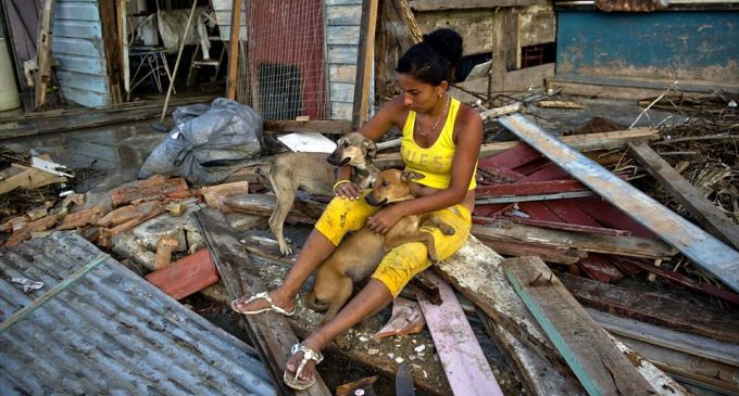 Siêu bão Irma: Cuba đã nghèo còn gặp cái eo