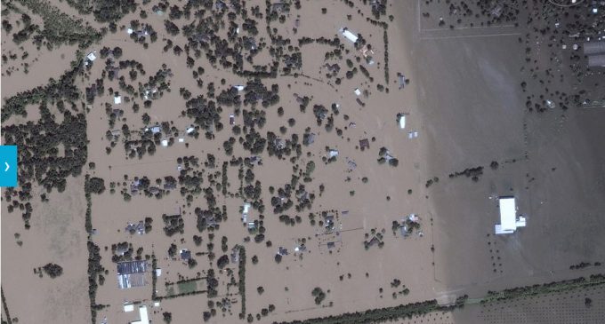 Texas trước và sau trận bão Harvey