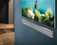 Loa thanh treo tường Samsung mỏng nhẹ hơn 41% và âm thanh 3D panoramic