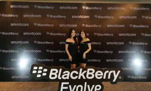 Smartphone BlackBerry Evolve chạy Android ra mắt ở Việt Nam