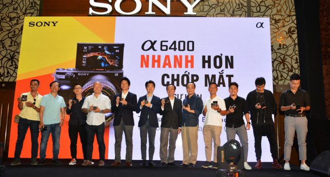 Máy ảnh Sony A6400 lấy nét nhanh nhất thế giới ra mắt thị trường Việt Nam