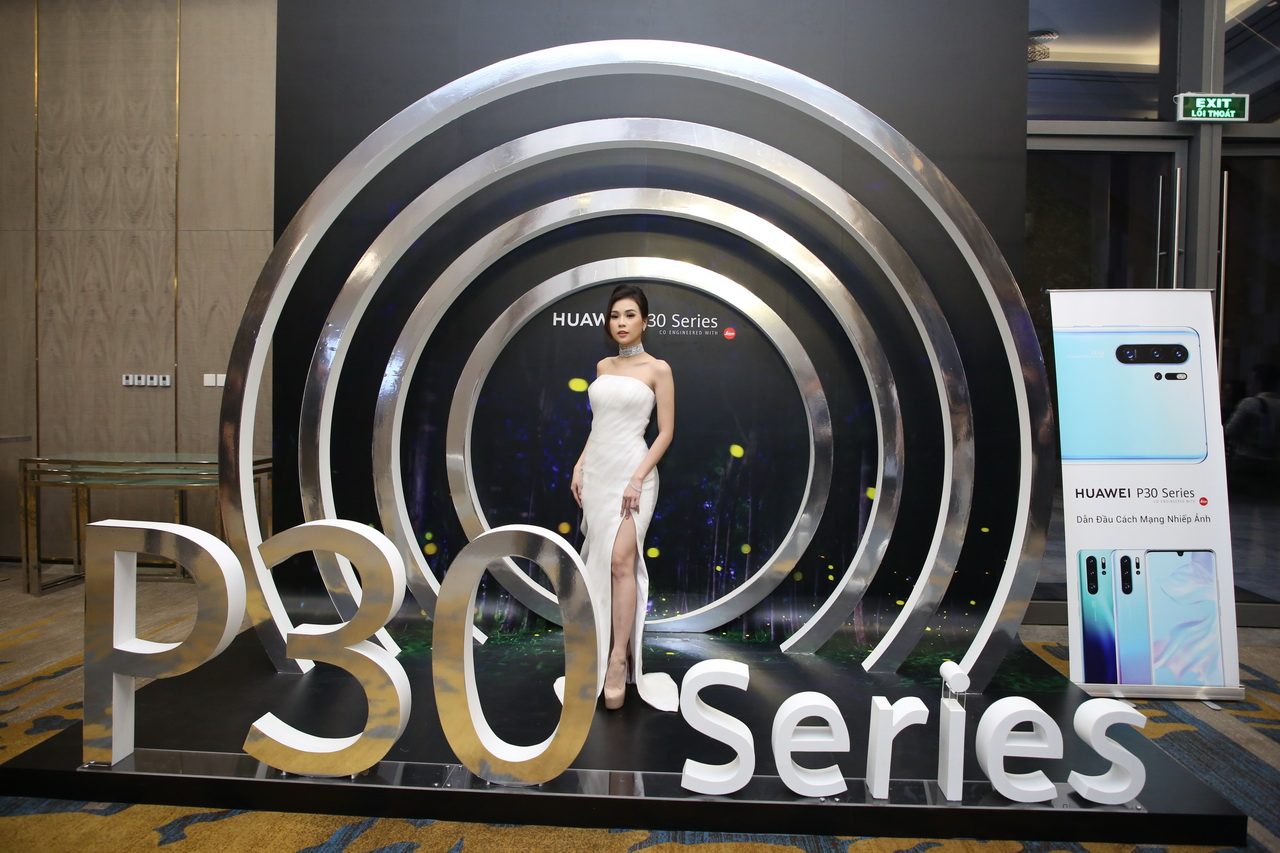 Những KOL, ngôi sao showbiz... tại sự kiện Huawei ra mắt dòng smartphone P30 series ở Việt Nam (TP.HCM ngày 2-4-2019)