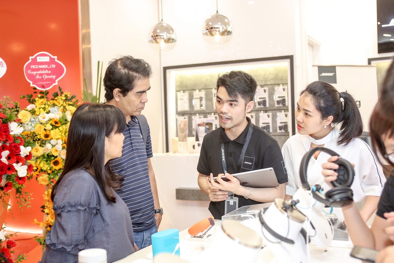 Bose khai trương Bose Store đầu tiên tại Hà Nội nằm trong trung tâm thương mại Lotte Hà Nội (Lotte Department Store) ngày 6-4-2019