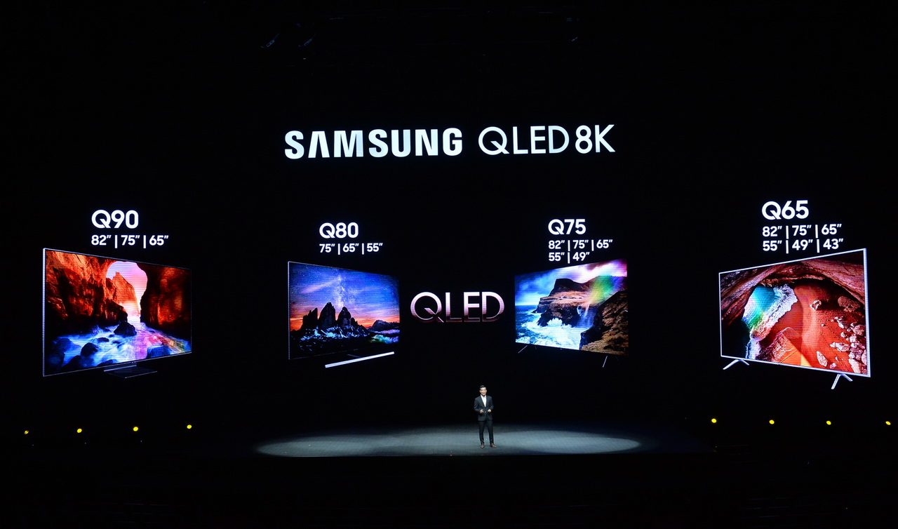 Ông Nguyễn Minh Tâm tại sự kiện ra mắt TV Samsung QLED 8K 2019 ở Hà Nội ngày 10-4-2019.