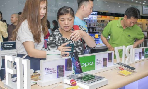 Smartphone OPPO F11 bắt đầu được bán ở Việt Nam
