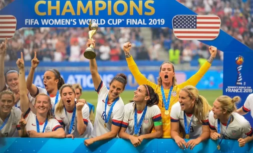 Thắng Hà Lan 2-0, đội tuyển bóng đá nữ Mỹ bảo vệ thành công chức Vô địch FIFA thế giới