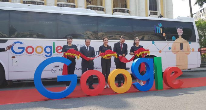 Google hợp tác với Bộ Công Thương mở rộng chương trình Bệ phóng Việt Nam Digital 4.0 đào tạo kỹ năng số cho doanh nghiệp vừa và nhỏ