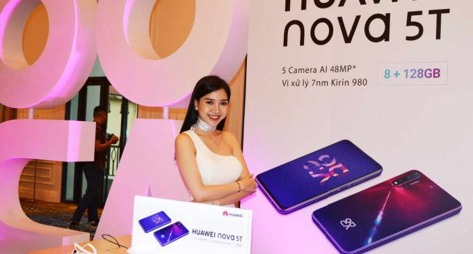 Huawei Nova 5T bán độc quyền trên kênh online Lazada Việt Nam với bảo đảm chạy các ứng dụng Google