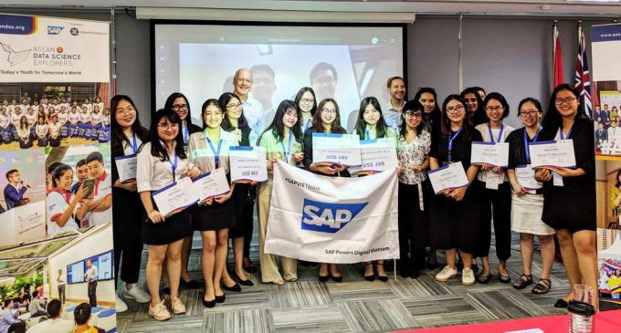 Đại học RMIT Việt Nam vô địch vòng chung kết quốc gia cuộc thi Nhà Khám phá Khoa học Dữ liệu ASEAN DSE 2019