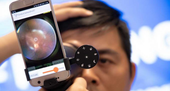 Samsung Vina khởi động “Dự án cải thiện chăm sóc sức khỏe nhãn khoa cho cộng đồng EYELIKE” tại Khu vực phía Nam