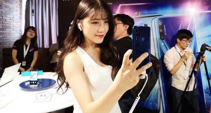 Honor Việt Nam ra mắt smartphone HONOR 9X và một loạt thiết bị mới