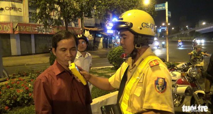 Từ đầu năm 2020, Việt Nam áp dụng mức xử phạt vi phạm giao thông nặng và khắt khe hơn