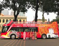Xe buýt 2 tầng mui trần hop on – hop off thế hệ mới bắt đầu phục vụ du khách tham quan vòng quanh TP.HCM
