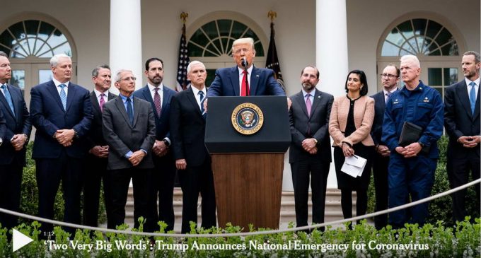 Tổng thống Trump tuyên bố tình trạng khẩn cấp quốc gia ở Mỹ