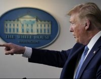 Tổng thống Donald Trump đưa ra các chỉ thị mới chống COVID-19