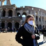 Tại sao không trở về Việt Nam lúc này?