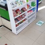 Giãn cách xã hội