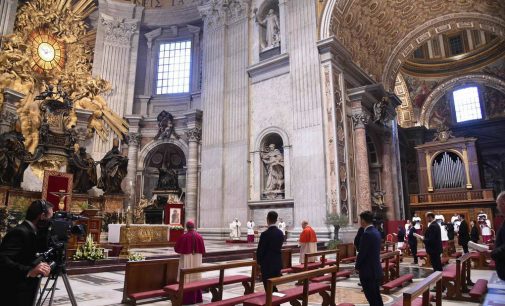 Đức Giáo hoàng làm lễ Phục sinh online