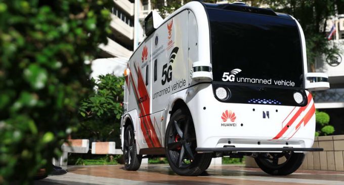 Huawei thử nghiệm xe không người lái 5G tại bệnh viện thông minh Thái Lan
